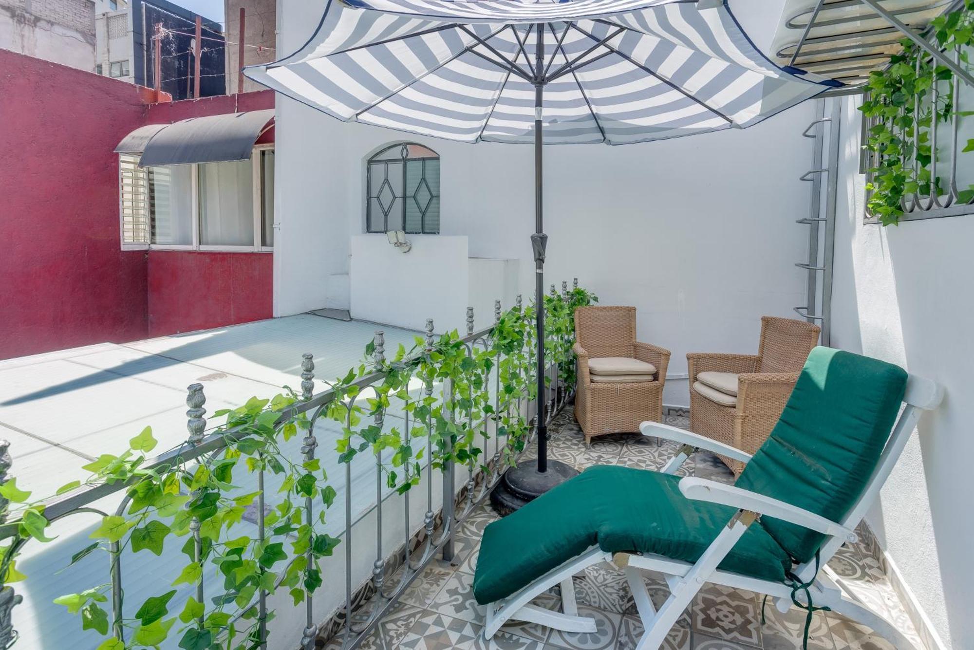 Gasthof The Condesa House *