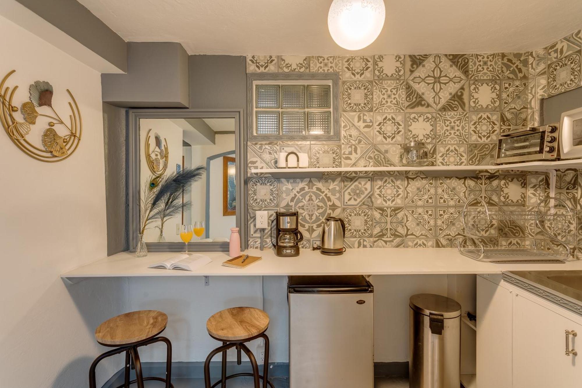 Gasthof The Condesa House *