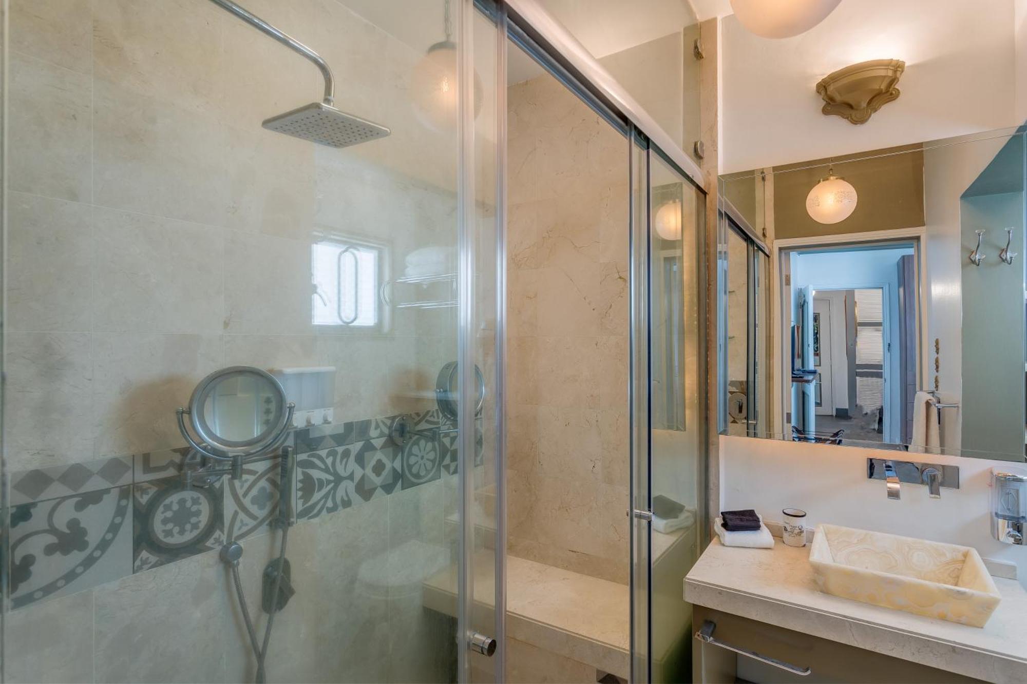 Gasthof The Condesa House *
